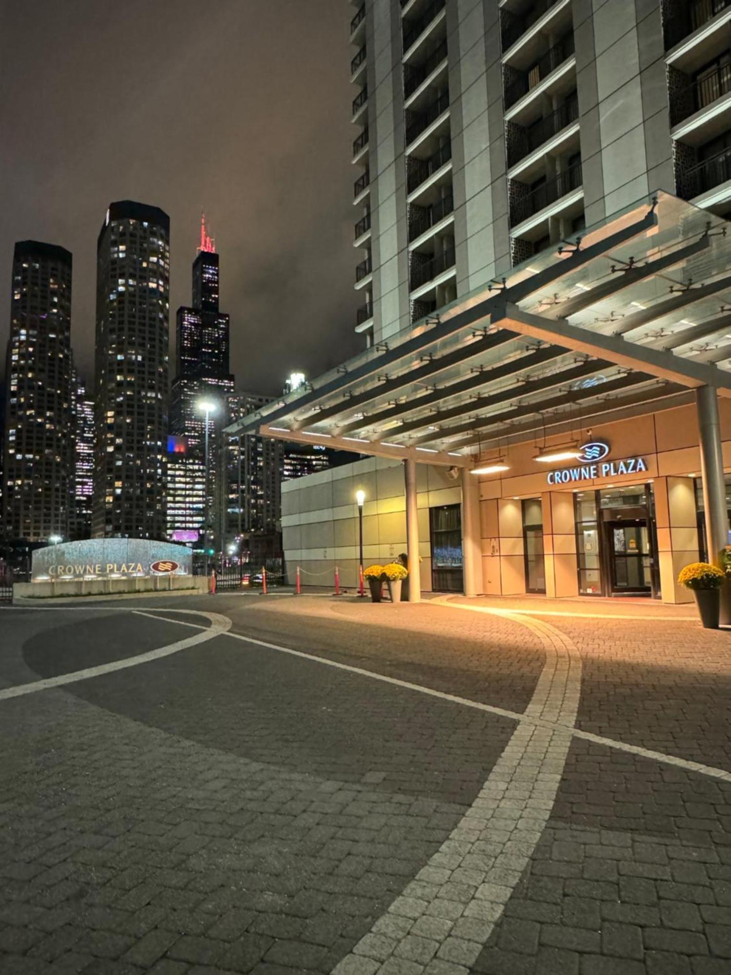 Crowne Plaza - Chicago West Loop, An Ihg Hotel Exterior photo